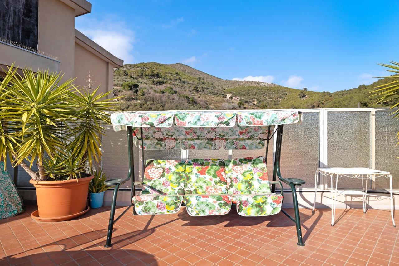 Attico Cielo E Mare Appartement Spotorno Buitenkant foto